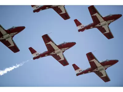 Canadian Defence Minister to Visit Moose Jaw for Snowbirds Update