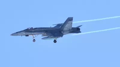 CF-18 to Fly Over Ottawa for Tulip Festival Opening Ceremony
