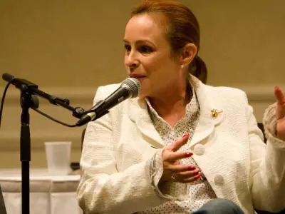 Fidel Castro's Daughter Gives 'Half-Answer' on Trudeau Half-Brother Rumour