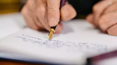Handwriting Speed May Reveal Cognitive Decline in Older Adults