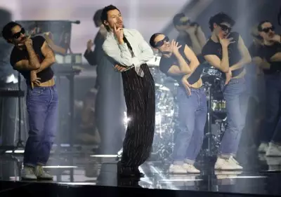 Harry Styles: From Teen Heartthrob to Global Music Icon and Style Pioneer