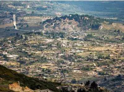 Israel Strikes South Lebanon After Evacuation Warnings, Wounds Two Soldiers