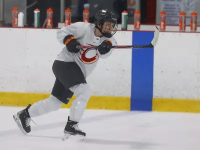Jocelyne Larocque Leads Ottawa Charge in PWHL Playoffs with Veteran Skill