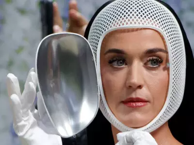 Katy Perry Praises Air Canada Crew for Handling Mid-Air Medical Emergency