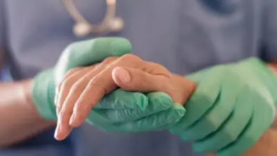 London Doctor Reprimanded for Meeting Patient at Coffee Shop to Discuss MAID
