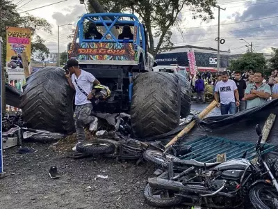 Monster Truck Crash in Colombia Kills 3, Injures 38