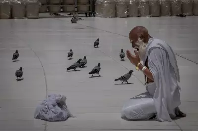 Muslims Begin Annual Hajj in Sweltering Heat Amid War Concerns