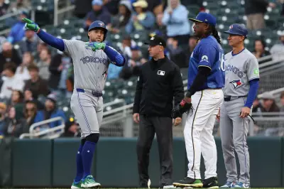 Okamoto Homers Twice, Blue Jays Beat Twins 7-3