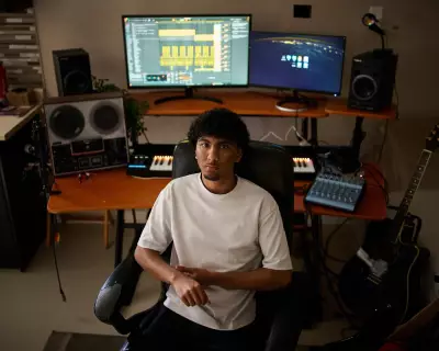 Ontario teen producer reacts to working on new Drake tracks