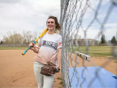 Saskatchewan woman first to play for Canada at international slo-pitch tournament