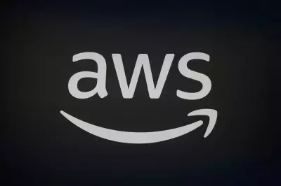 Snowflake stock jumps on AWS deal and upbeat forecast, reversing lagging sentiment