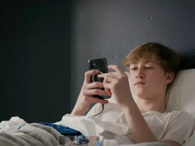 The 5.2 Project: Parents See Teens' Real Screen Time