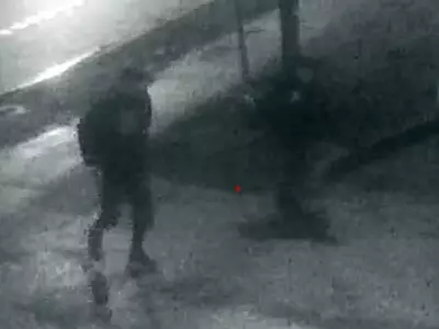 Toronto Police Seek Two Suspects in Vehicle Arson; Four Charged in Markham Robbery