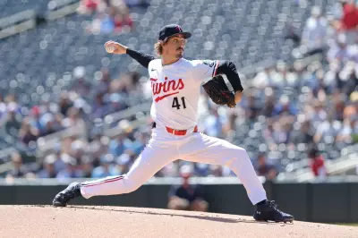 Twins hold off Blue Jays 4-3 after Ryan exits with elbow soreness