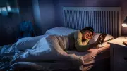 5 Expert-Backed Tips to Fall Back Asleep When You Wake Up at Night