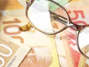 84-Year-Old's Wealth Dilemma: Security vs. Freedom in Retirement Planning