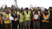 Amazon Delivery Drivers Strike in Saskatoon Over Pay and Conditions