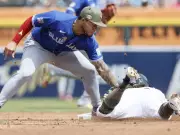 Blue Jays beat Tigers 2-1 in extra innings despite offensive struggles