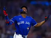 Blue Jays Rout Marlins 8-1 Despite Guerrero's Absence
