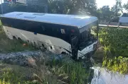 Bus Hits Cars in Virginia, Killing 5 and Injuring 34, Police Say