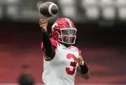 Calgary Stampeders Sign QB Vernon Adams Jr. to Two-Year Contract Extension
