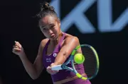 Canada's Fernandez Falls to Parks in French Open First Round