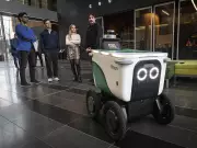 Delivery Robots Could Soon Roll Along Vancouver Sidewalks in Pilot Project