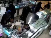 Five Suspects in Bonnie Doon Jewelry Store Robbery Still at Large: EPS