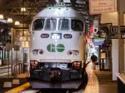 GO Train Signal Issue Causes Delays at Toronto's Union Station