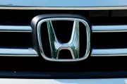 Honda indefinitely suspends $15B EV plant in Ontario, shifts focus to hybrids