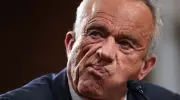Kennedy Withdraws FDA Ban on Teen Tanning Beds, Alarming Dermatologists