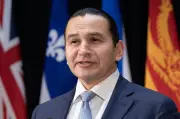 Manitoba May Appoint Commissioner to Enforce Social Media Ban for Kids: Kinew