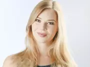 Meet SUNshine Girl Breahna: A Scorpio Who Loves Snowboarding and Art