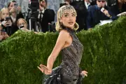 Met Gala 2026: Celebrity Arrivals Dazzle on Red Carpet with Extravagant Fashion