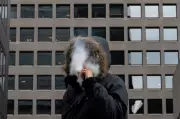 Montreal Advocates Urge Ottawa to Stricter Limit Youth Nicotine Use