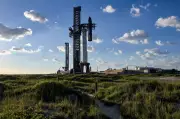 NASA's Moon Return Plan Faces Growing Expert Concerns