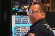 Oil prices rise amid Iran war, US stocks near records