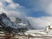 One Dead, Two Rescued from Glacier Crevasse in Jasper National Park