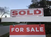 Retirees Delay Downsizing as Canada's Housing Market Slumps