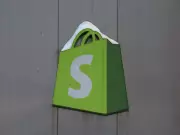 Shopify Analyst Who Predicted Selloff Says It's Still Too Early to Buy