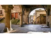 Smart Signage and App Guide Travelers on Italy's Historic Walking Routes