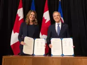 Smith Confident Most Albertans Back Her Pipeline Deal with Carney