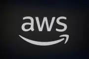 Snowflake stock jumps on AWS deal and upbeat forecast, reversing lagging sentiment