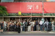 Spanish Police Search Headquarters of PM Sánchez's Socialist Party