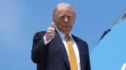 Trump Arrives in Beijing for High-Stakes Summit with Xi Jinping
