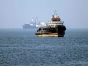 U.S.-Iran Ceasefire Holds After Hormuz Clashes and UAE Strikes