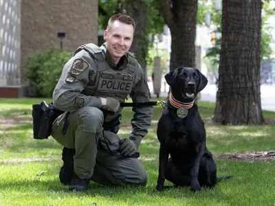 34 Edmonton Police Graduates Include Two Canine Officers