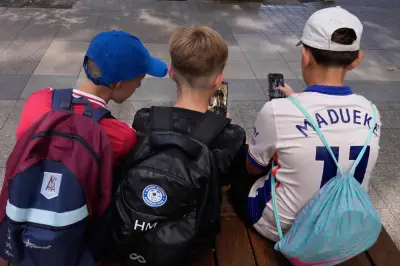 Australia to Tighten Laws Banning Children from Social Media