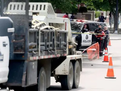 Bag thief hit by truck while fleeing in Calgary's Bridgeland