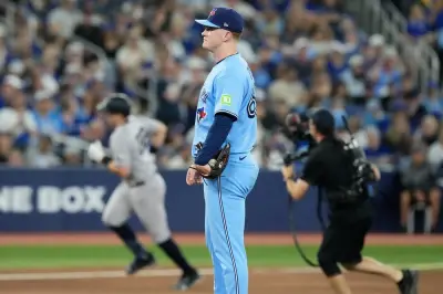 Blue Jays bullpen collapses again in ninth inning, loss to Yankees